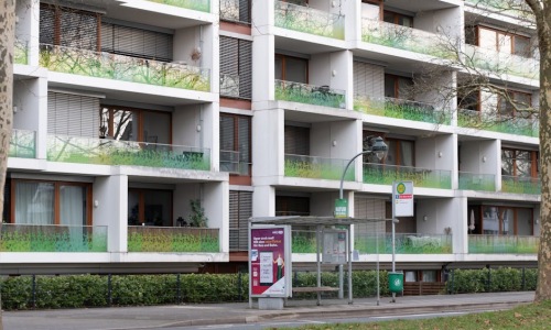 apartments near public transportation