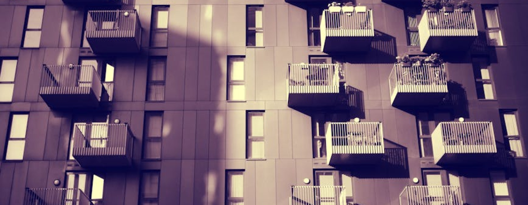 apartments in chicago with balcony