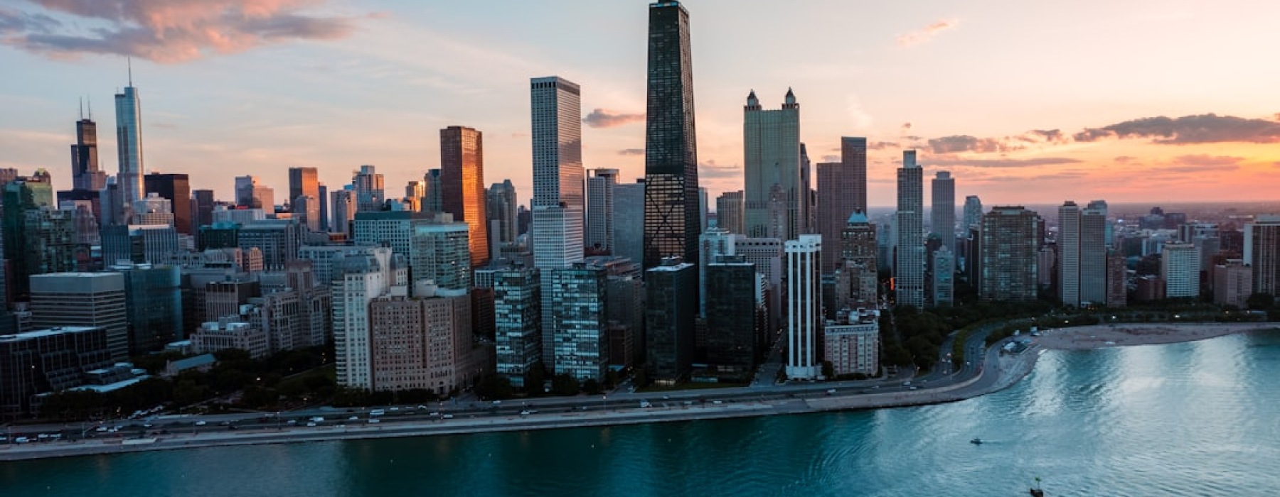 Chicago luxury apartments rent skyline high-rise towers